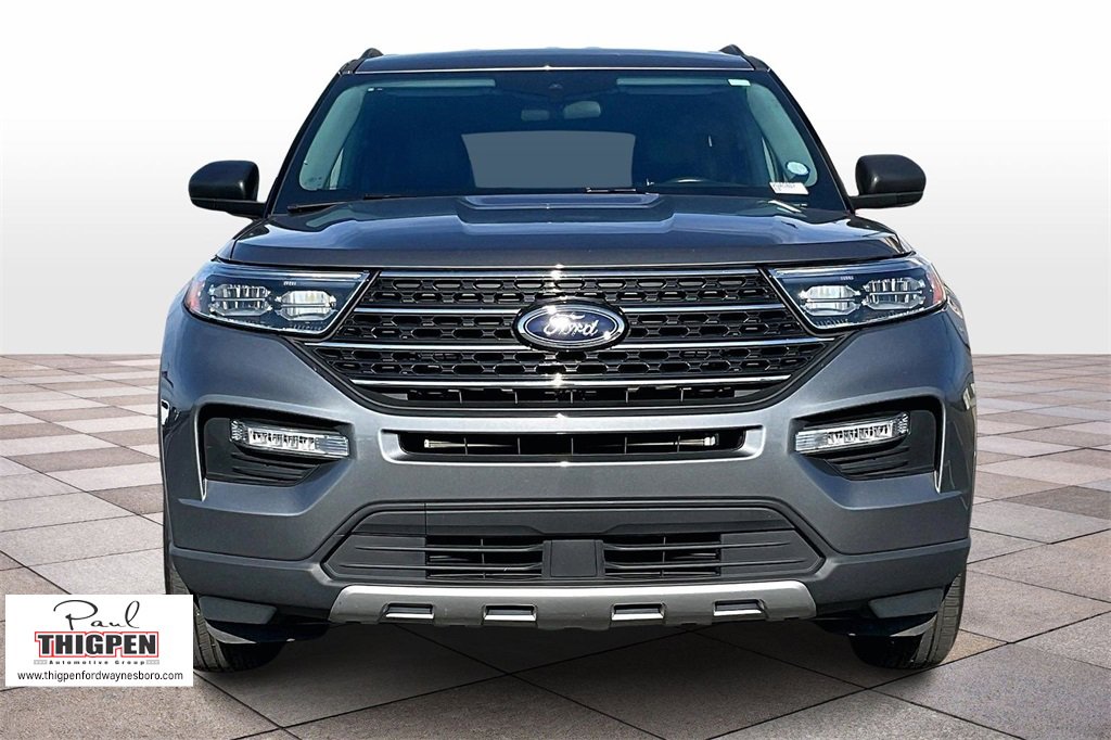 Certified 2023 Ford Explorer XLT w/ Equipment Group 202A image 3