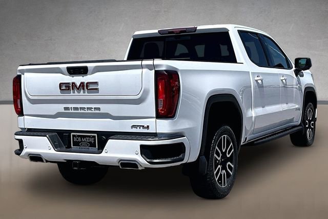Used 2022 GMC Sierra 1500 AT4 w/ AT4 Premium Package AWD/4WD image 2