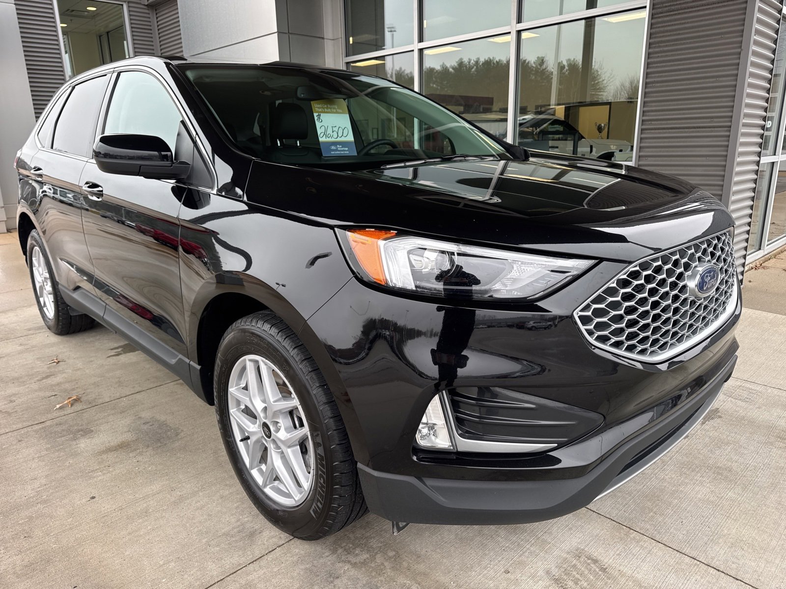 Certified 2024 Ford Edge SEL w/ Convenience Package image 9