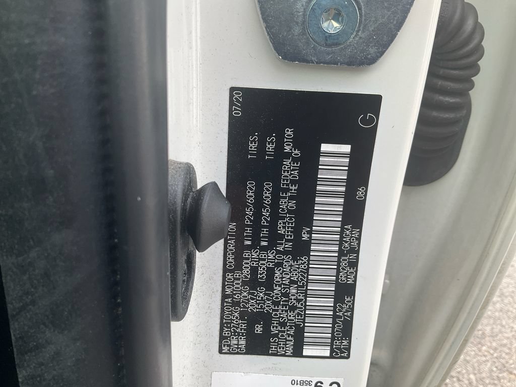 Used 2020 Toyota 4Runner Limited RWD image 18