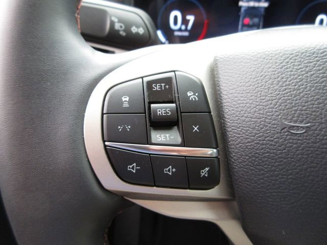 Certified 2025 Ford Explorer Active w/ Active Comfort Package image 16