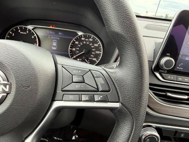 Used 2024 Nissan Altima 2.5 SV FWD image 13