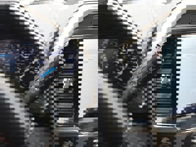 Certified 2022 Ford F350 Lariat w/ Lariat Value Package image 19