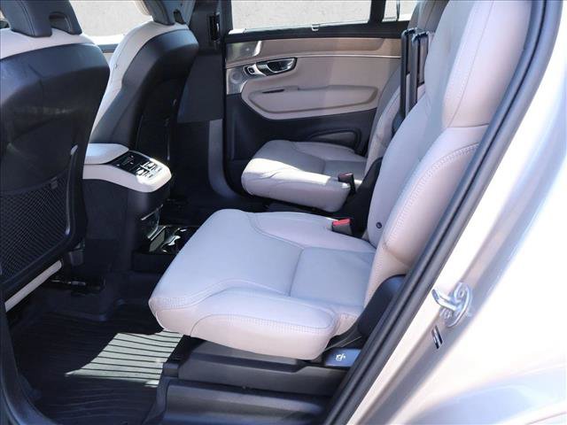 Used 2025 Volvo XC90 B5 Ultra w/ Protection Package Premier AWD/4WD image 24