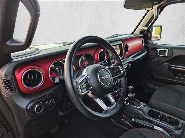Used 2018 Jeep Wrangler Unlimited Rubicon w/ Cold Weather Group AWD/4WD image 10