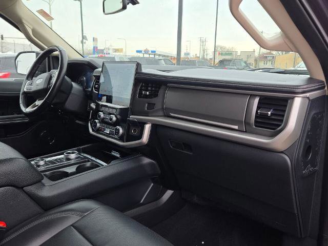 Certified 2024 Ford Expedition Max XLT image 9