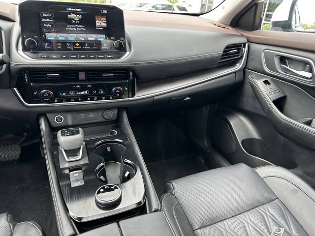 Used 2023 Nissan Rogue Platinum AWD/4WD image 18