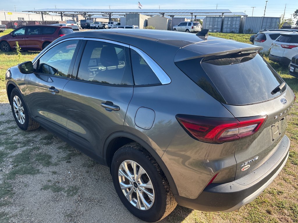 Certified 2023 Ford Escape Active AWD/4WD image 13