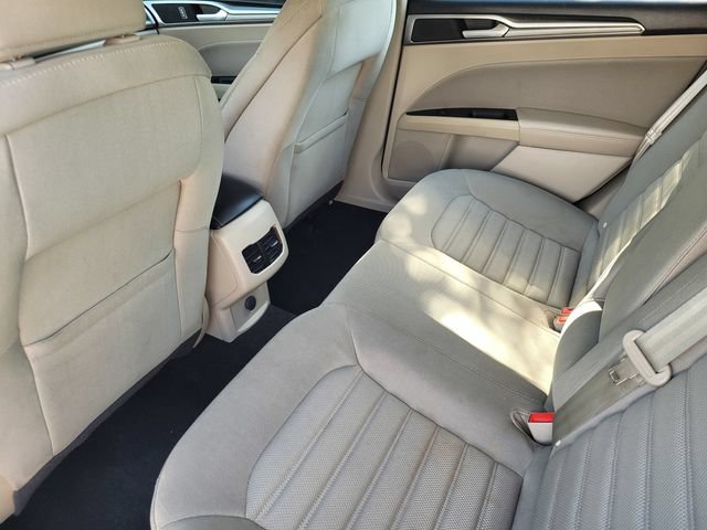 Certified 2019 Ford Fusion SE FWD image 12