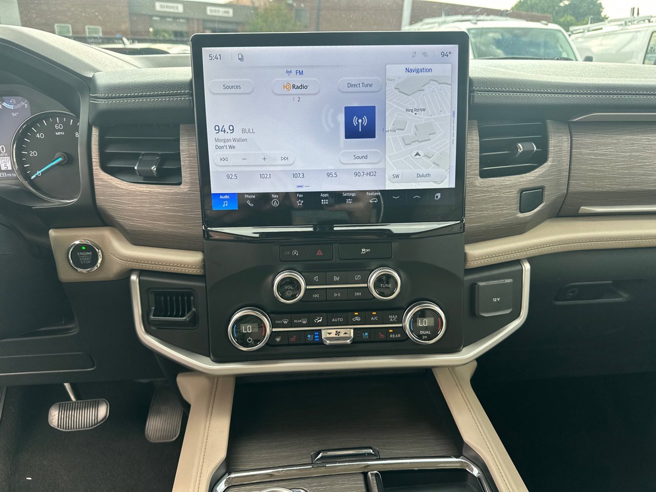 Certified 2024 Ford Expedition Max Limited RWD image 30