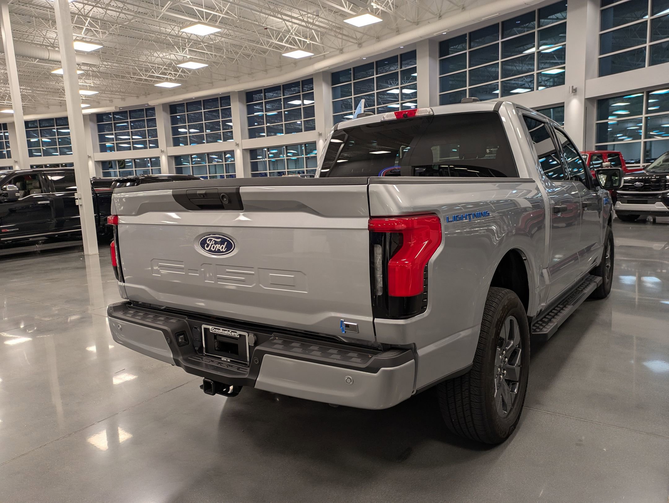 Certified 2024 Ford F150 Lightning XLT w/ Max Trailer Tow Package image 4