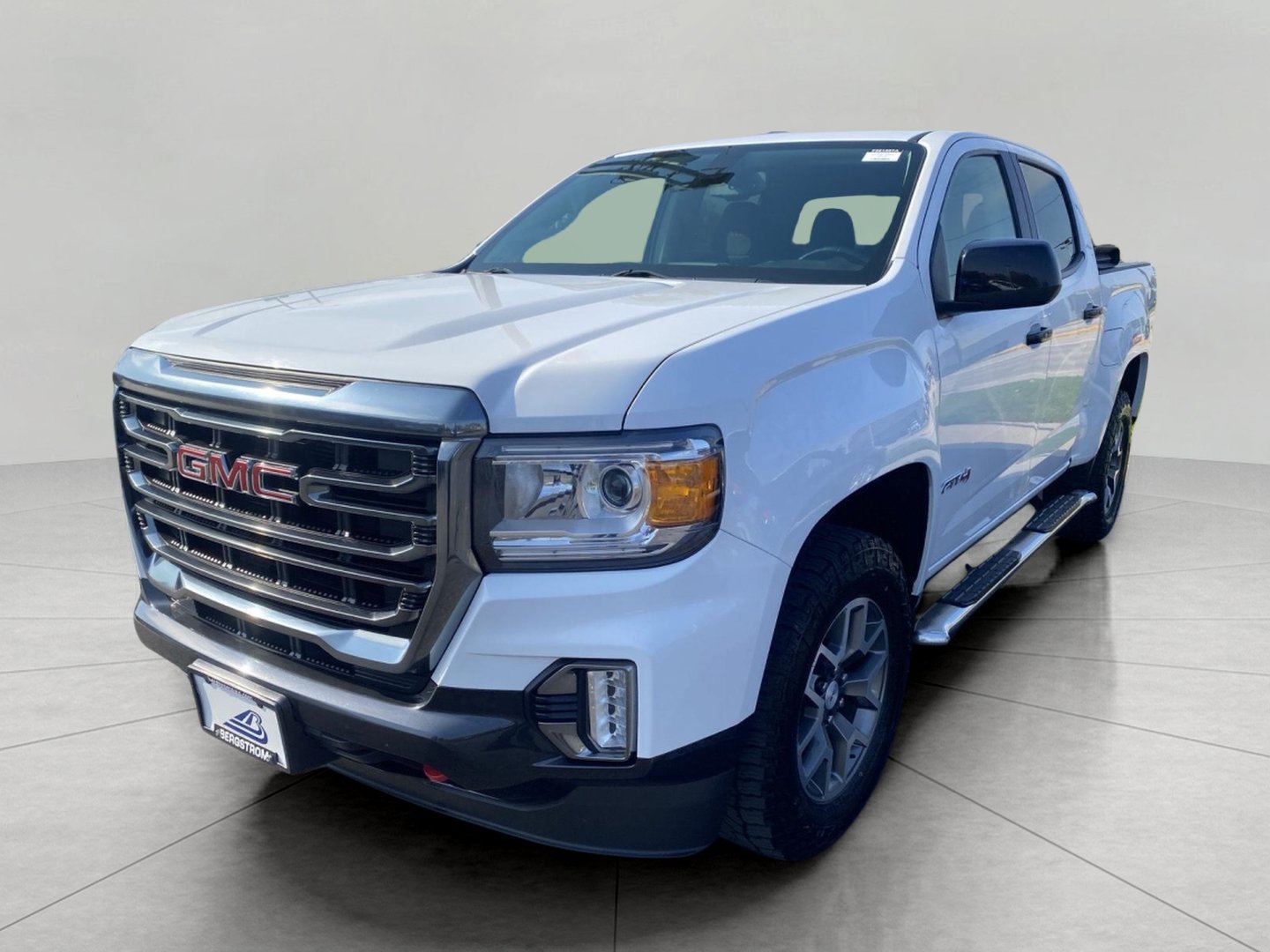Used 2021 GMC Canyon AT4 w/ Trailering Package AWD/4WD image 4