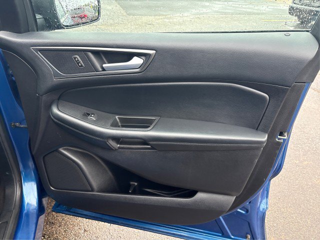 Certified 2020 Ford Edge SE w/ Cargo Accessory Package FWD image 19