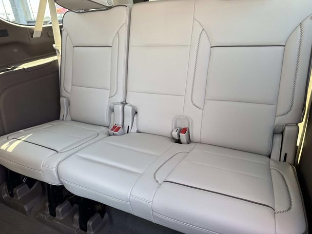 Used 2022 GMC Yukon XL Denali RWD image 16