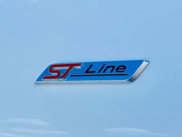 Certified 2024 Ford Explorer ST-Line w/ Class IV Trailer Tow Package AWD/4WD image 10