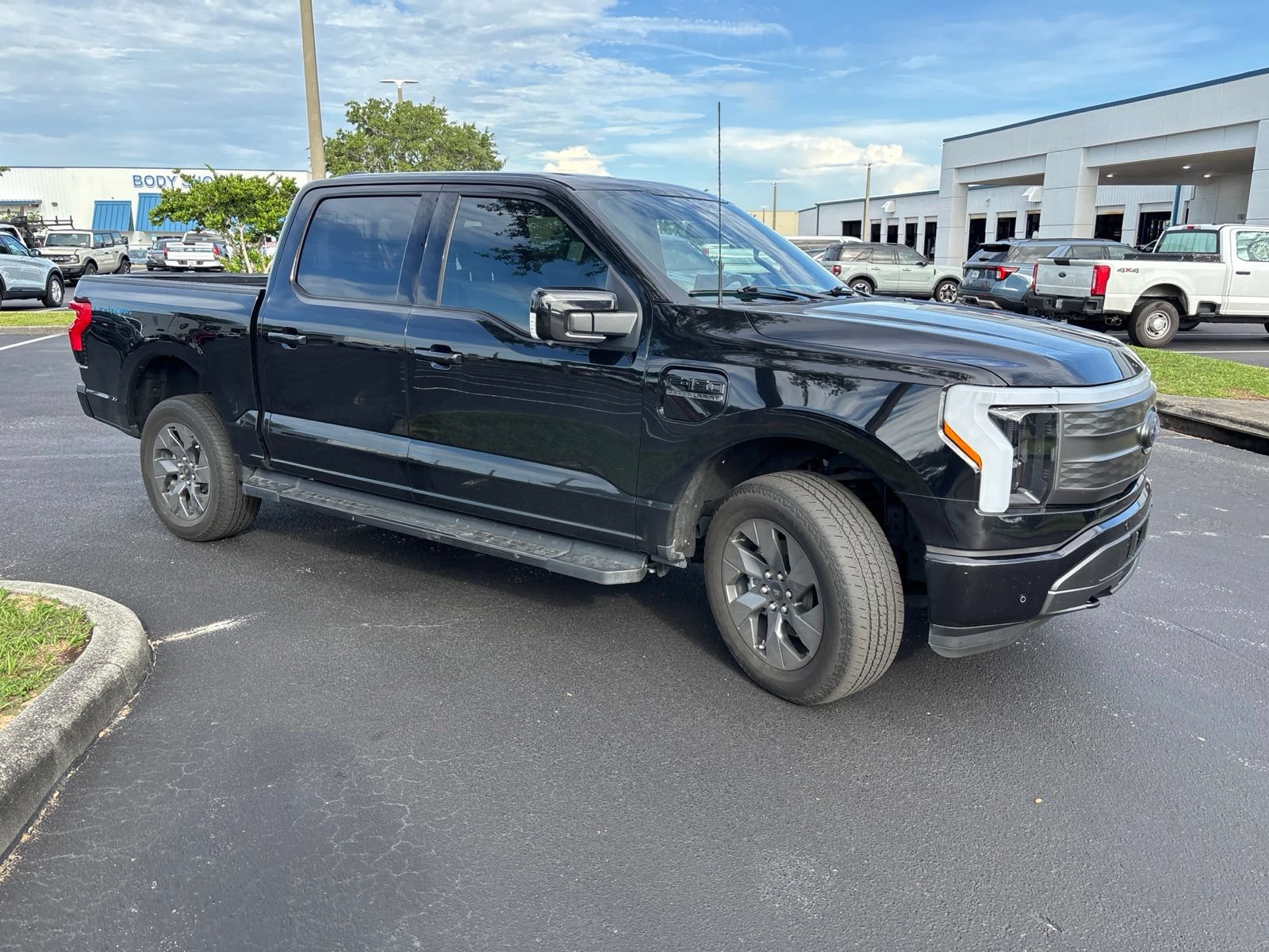 Certified 2023 Ford F150 Lightning Lariat w/ Tow Technology Package AWD/4WD image 10