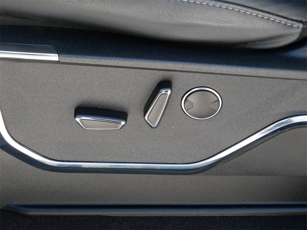 Certified 2023 Ford F150 Lariat w/ Equipment Group 502A High image 15