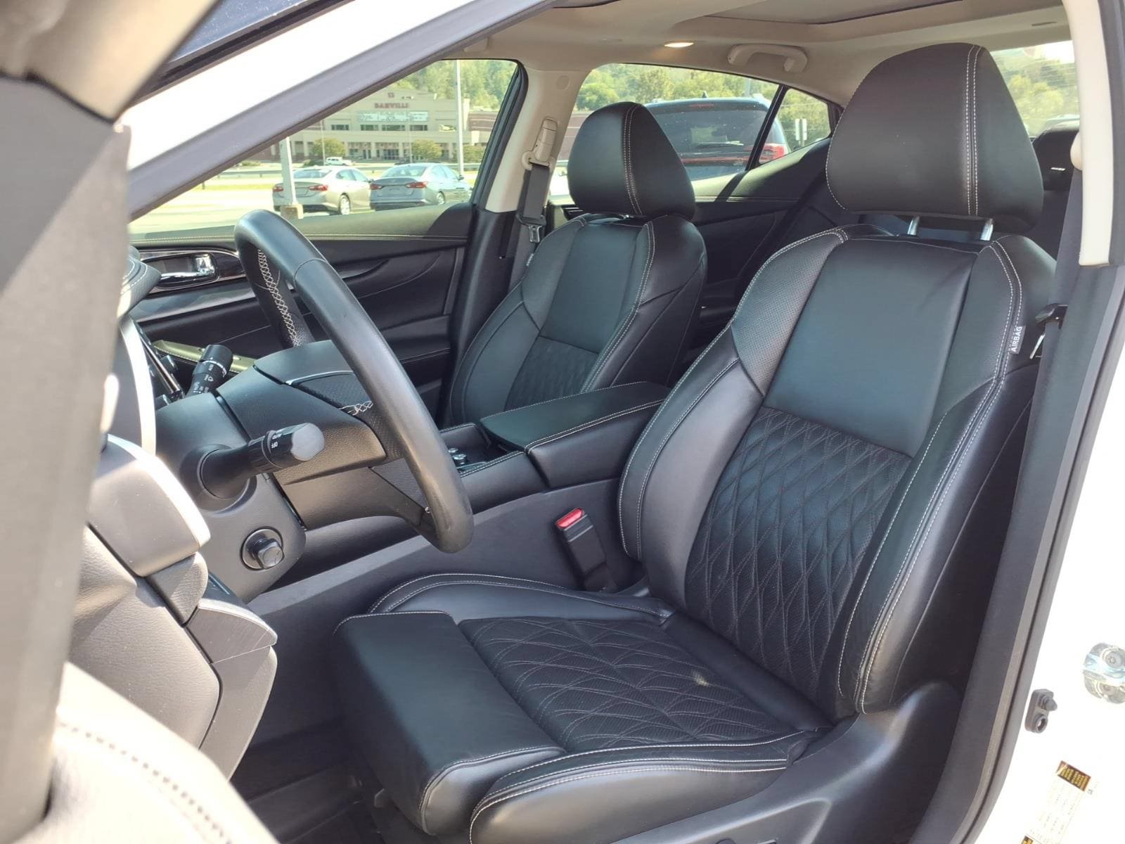 Used 2023 Nissan Maxima Platinum w/ Sport Mat Group FWD image 12