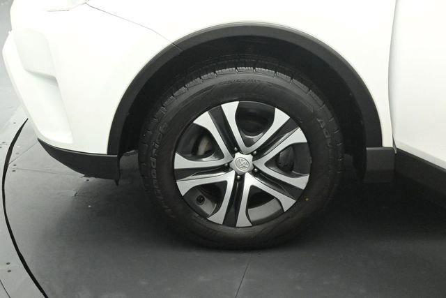 Used 2018 Toyota RAV4 LE w/ All Weather Liner Package AWD/4WD image 47