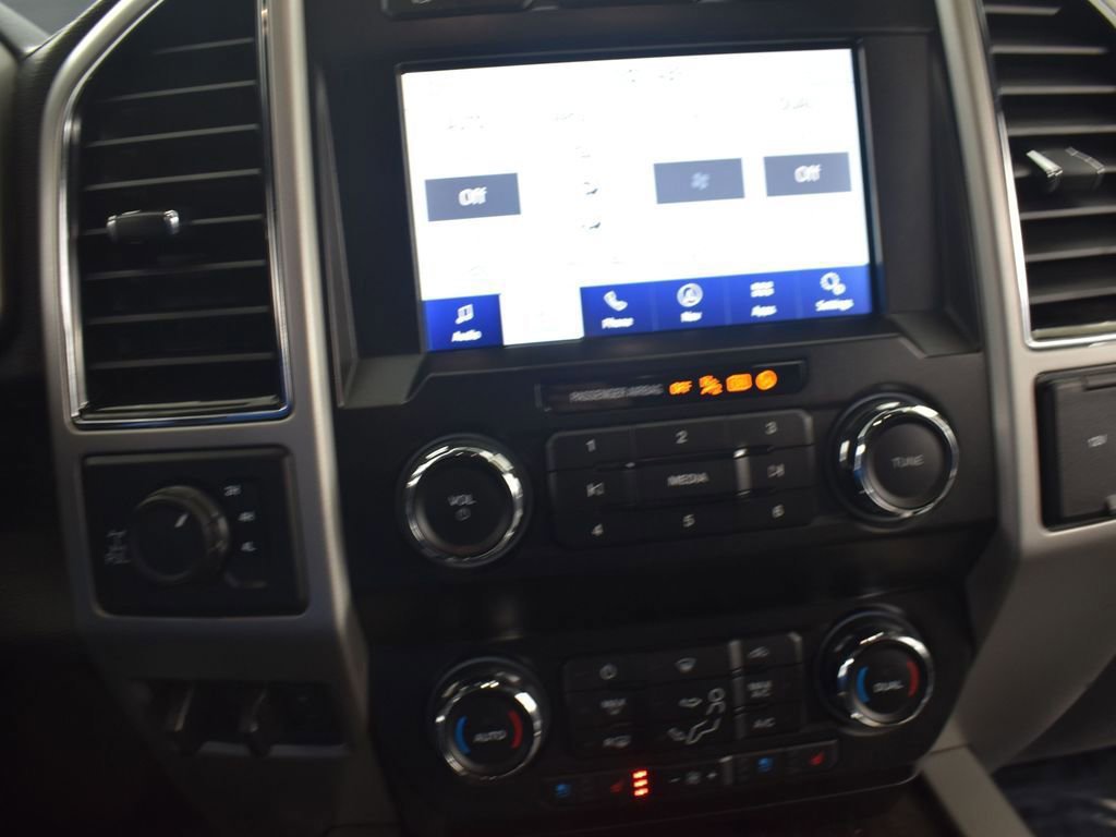 Certified 2020 Ford F350 Lariat w/ Lariat Value Package image 37