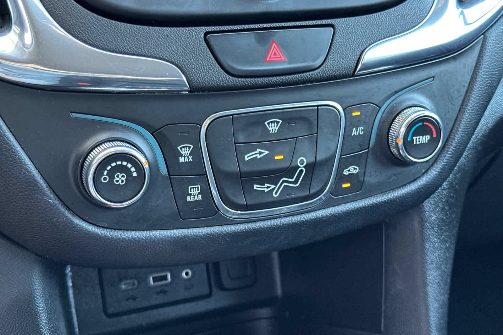 Used 2020 Chevrolet Equinox LT FWD image 20