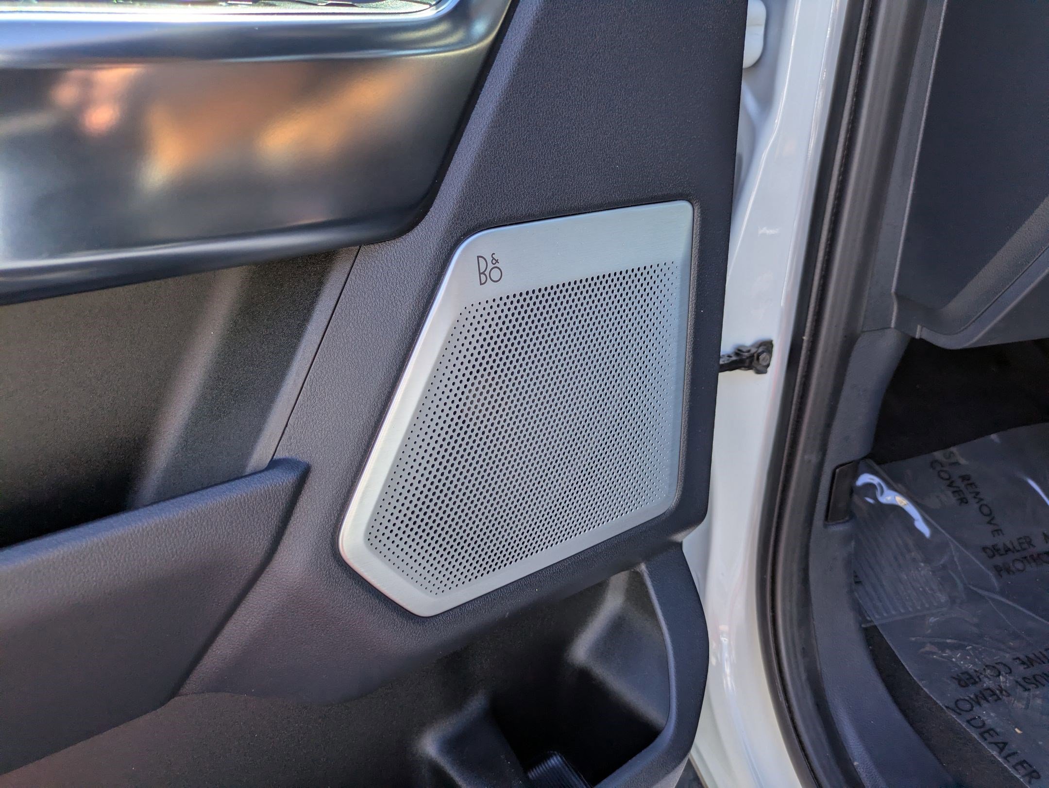 Certified 2023 Ford F250 Platinum w/ FX4 Off-Road Package AWD/4WD image 15