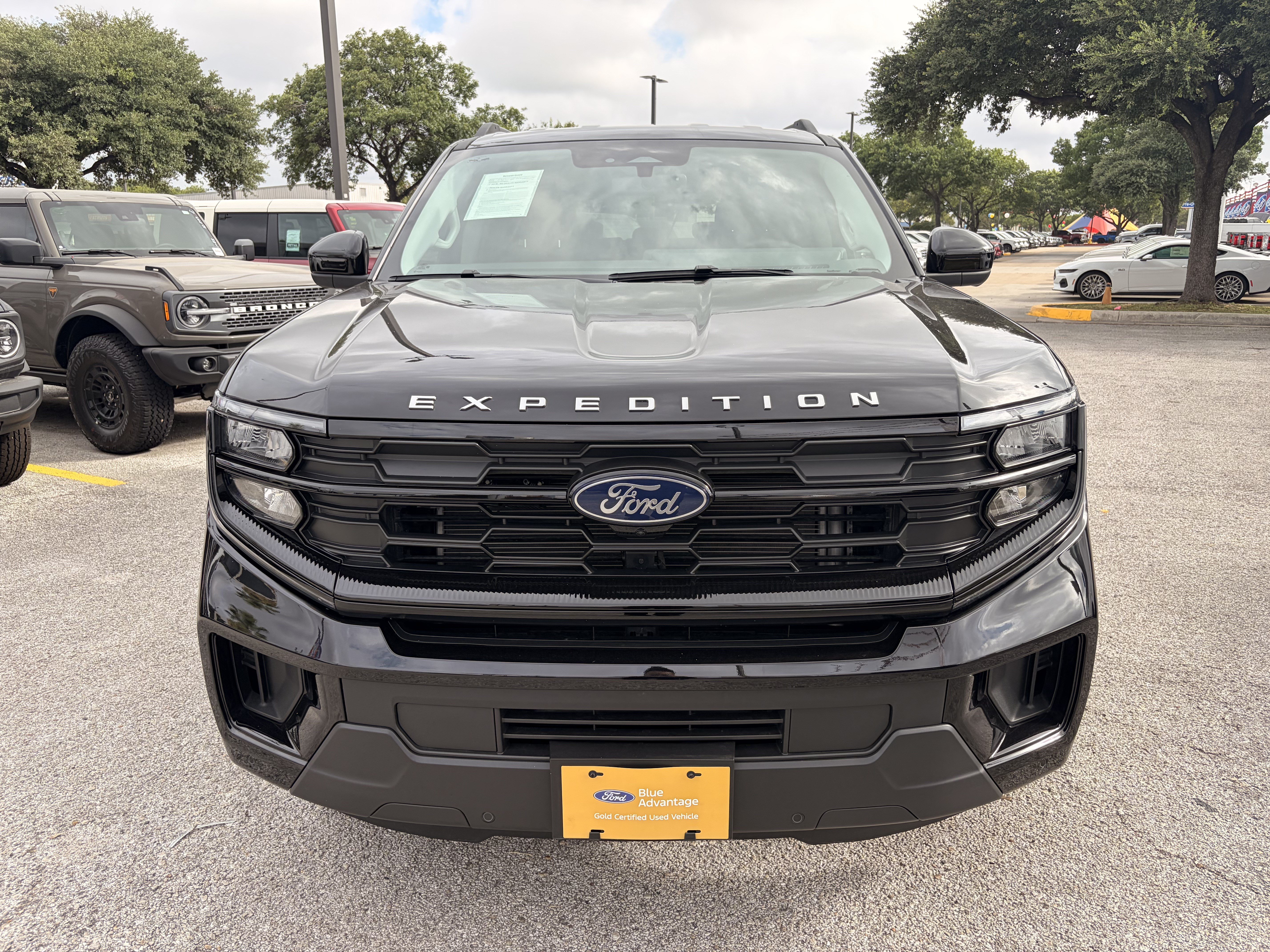 Certified 2025 Ford Expedition Active RWD image 3