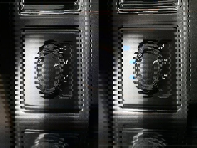 Certified 2019 Ford F150 XLT w/ Equipment Group 302A Luxury image 21