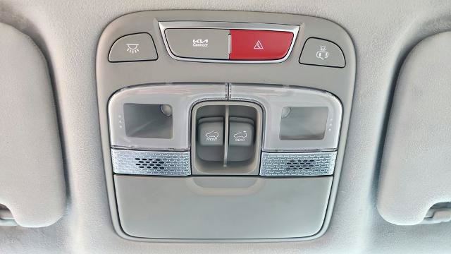 Used 2024 Kia Telluride SX Prestige w/ Towing Package AWD/4WD image 18