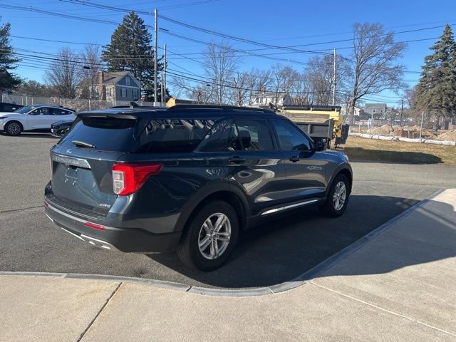 Certified 2022 Ford Explorer XLT w/ Equipment Group 202A image 5