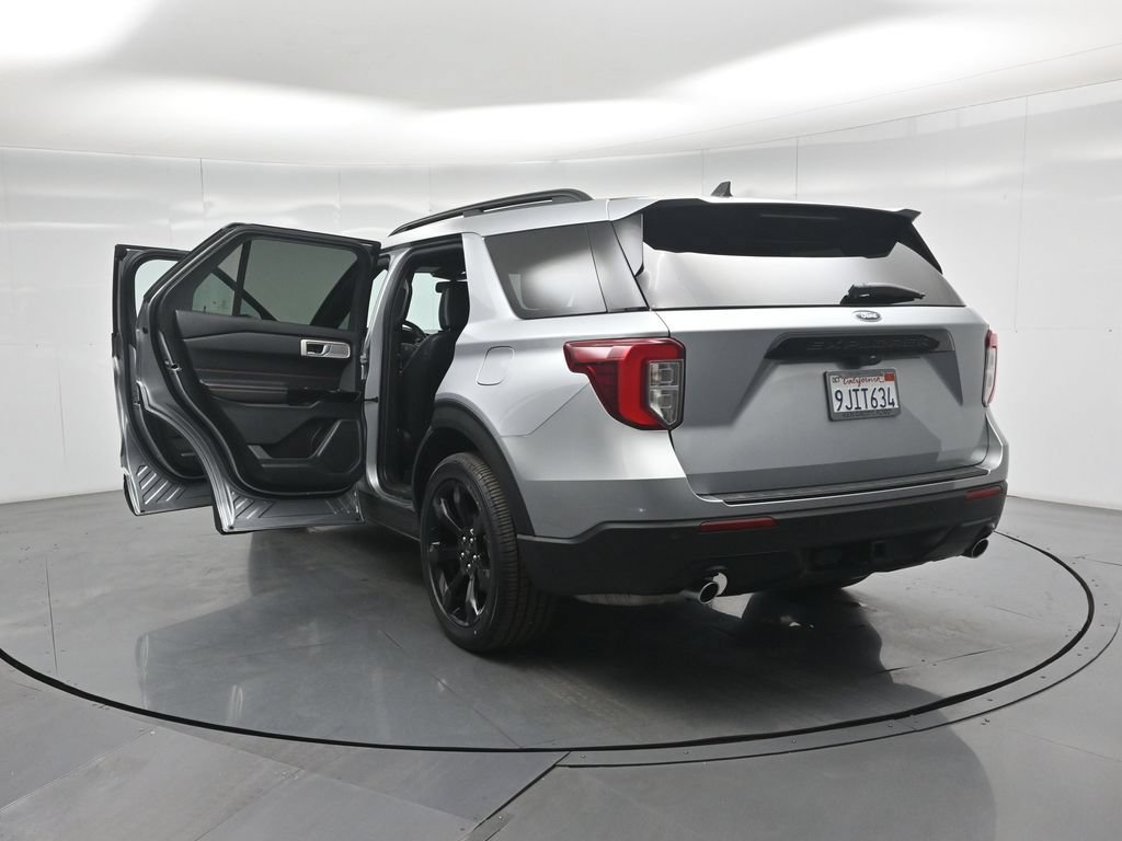 Certified 2023 Ford Explorer ST-Line w/ Class IV Trailer Tow Package RWD image 31