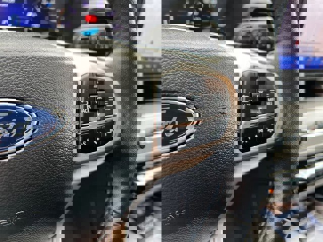 Certified 2022 Ford Explorer XLT w/ Equipment Group 202A image 17