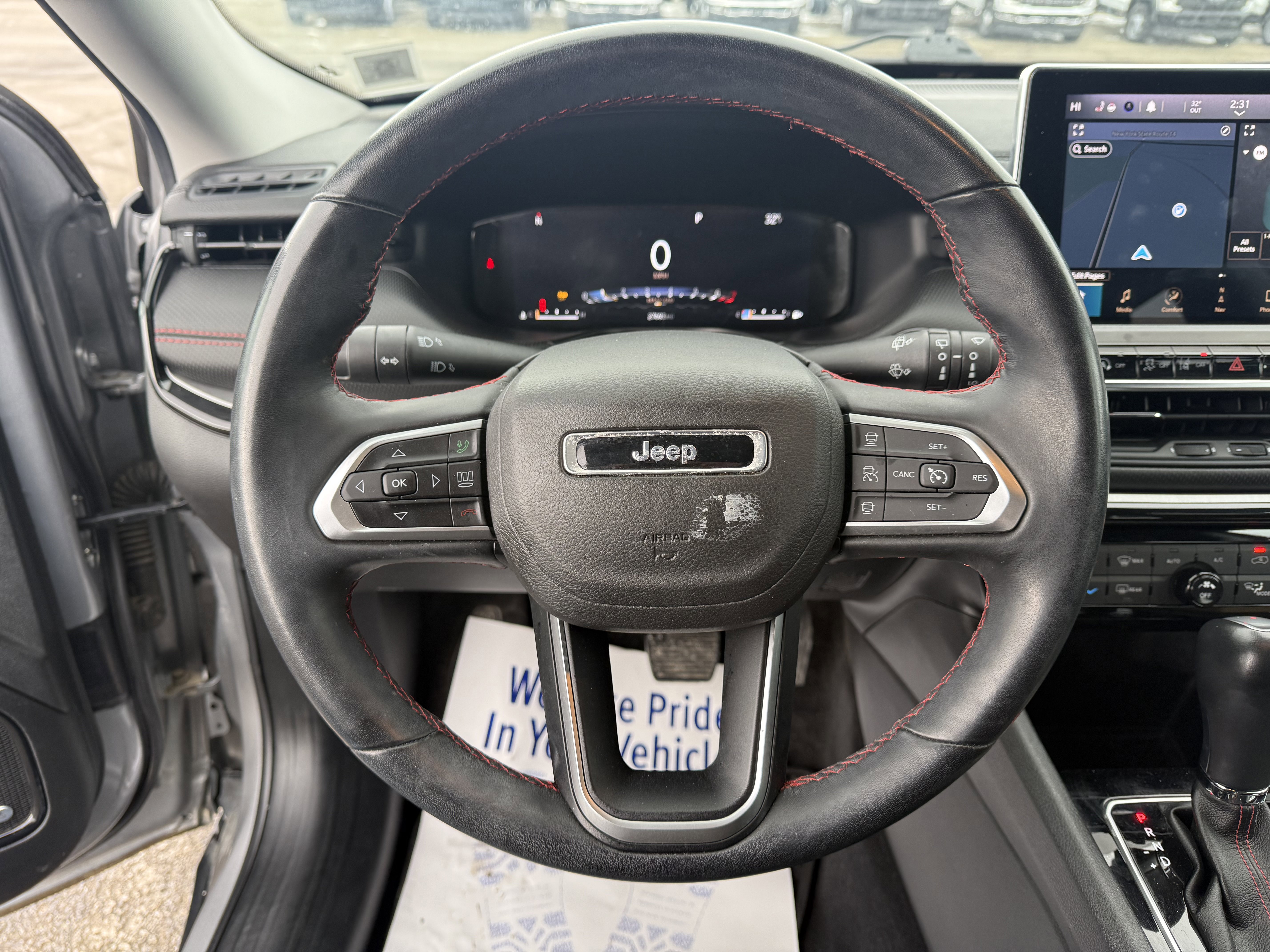 Used 2022 Jeep Compass Trailhawk w/ Trailhawk Elite Group image 11