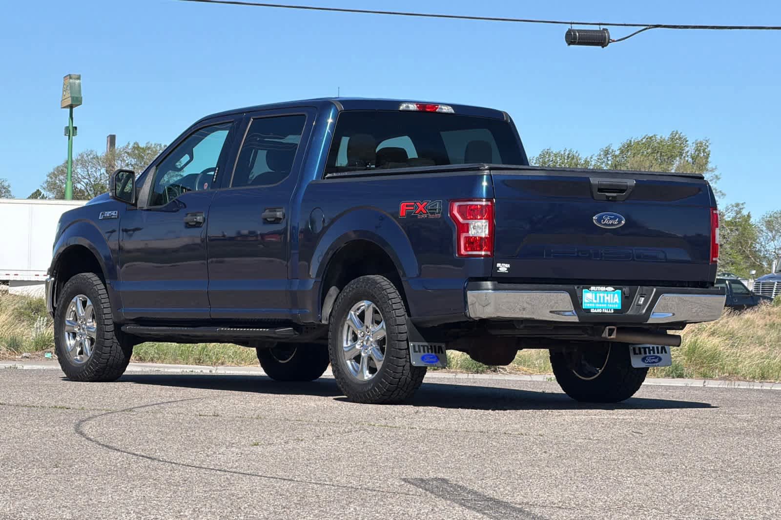 Certified 2018 Ford F150 XLT w/ Trailer Tow Package AWD/4WD image 6
