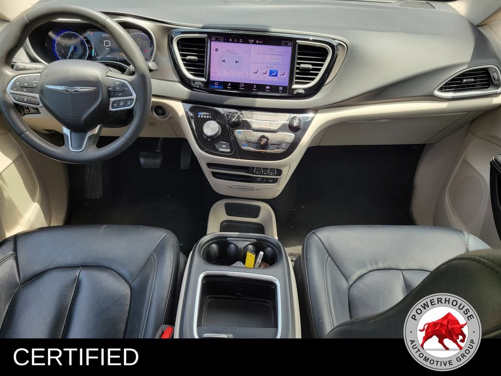Used 2022 Chrysler Pacifica Touring-L FWD image 19