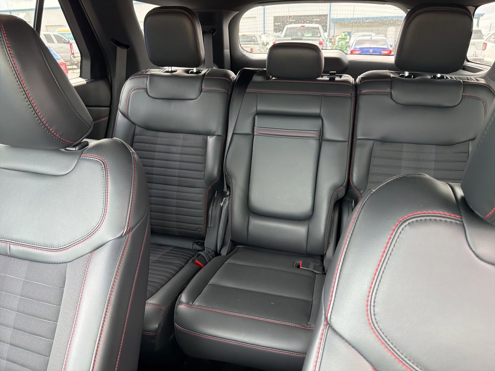 Certified 2025 Ford Explorer ST-Line w/ Premium Package image 15