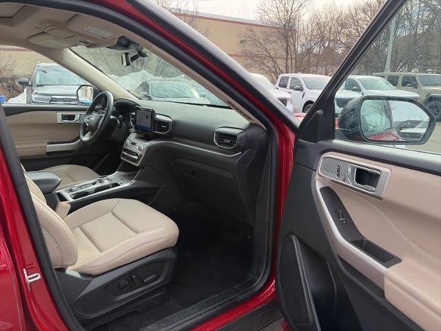Certified 2023 Ford Explorer XLT w/ Equipment Group 202A image 36