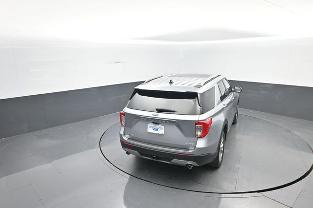 Certified 2023 Ford Explorer Limited w/ Limited Technology Package image 28