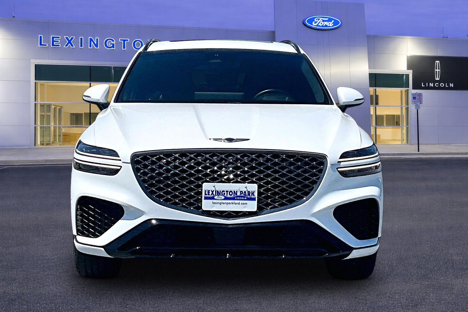 Used 2023 Genesis GV70 3.5T Sport w/ Sport Prestige Package AWD/4WD image 2