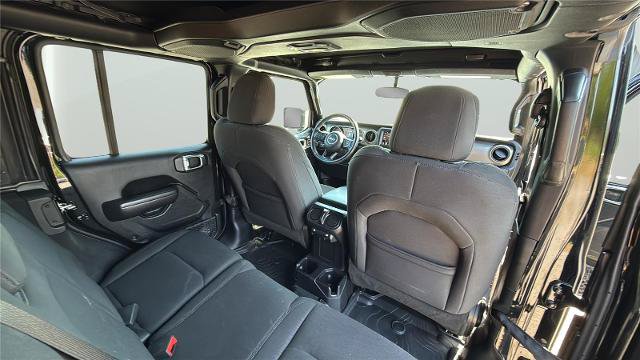 Used 2018 Jeep Wrangler Unlimited Sport S AWD/4WD image 17