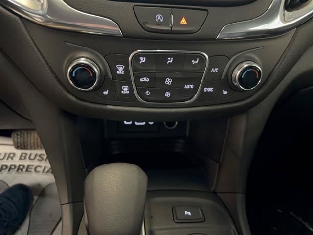 Used 2023 Chevrolet Equinox LT AWD/4WD image 9