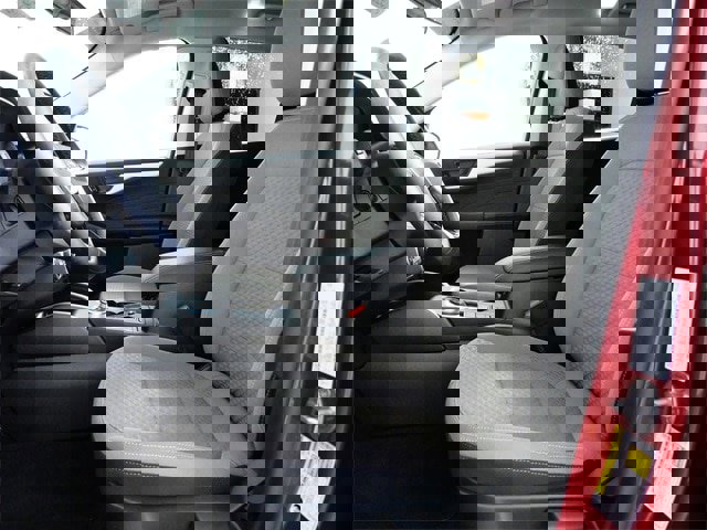Certified 2022 Ford Escape SE w/ Cold Weather Package image 16