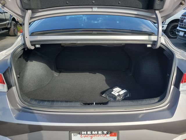 Used 2023 Hyundai Elantra SEL FWD image 27