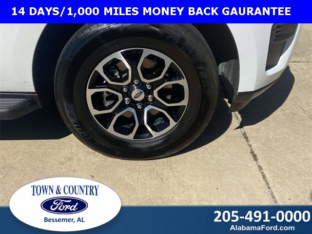 Certified 2024 Ford Expedition XLT image 7