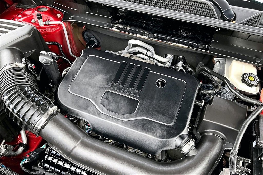 Used 2023 GMC Acadia SLE image 35