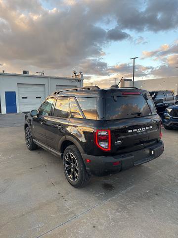 Certified 2025 Ford Bronco Sport Outer Banks w/ Outer Banks Tech Package+ image 4