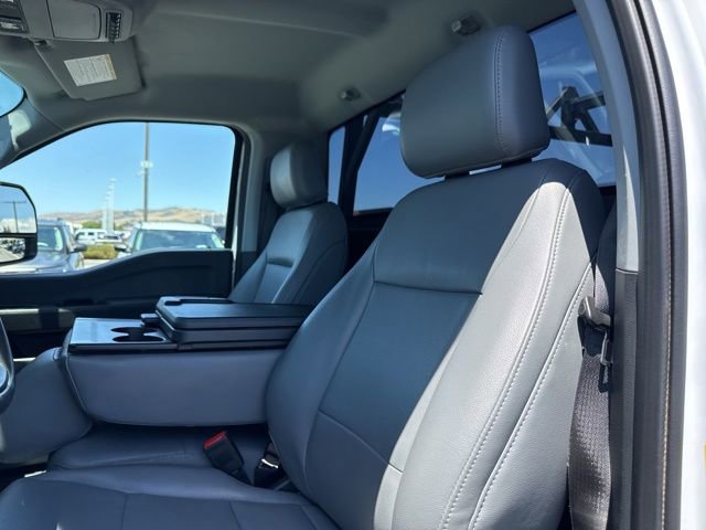Certified 2023 Ford F250 XL w/ XL Chrome Package RWD image 14