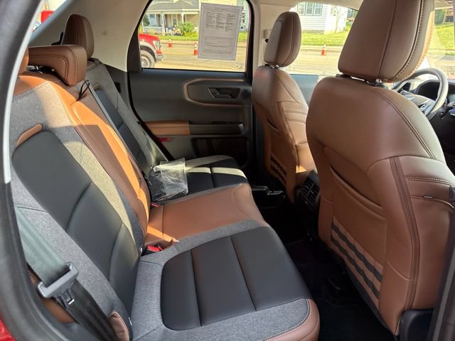 Certified 2024 Ford Bronco Sport Outer Banks w/ Tech Package AWD/4WD image 37