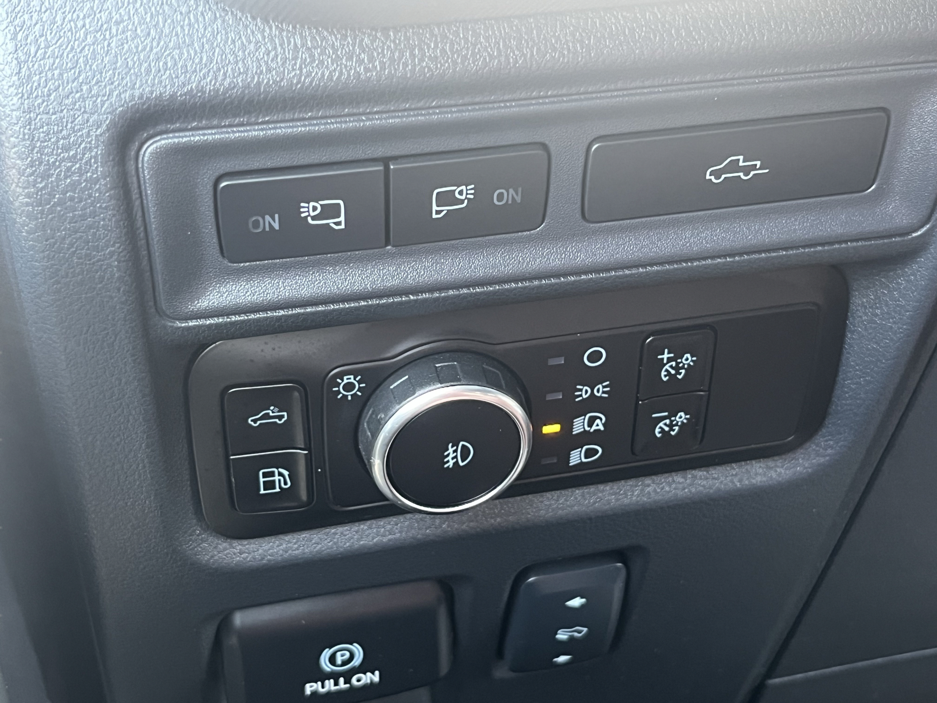 Certified 2024 Ford F150 Platinum AWD/4WD image 23