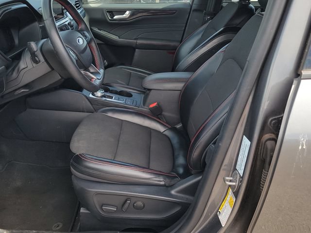 Certified 2024 Ford Escape ST-Line AWD/4WD image 6